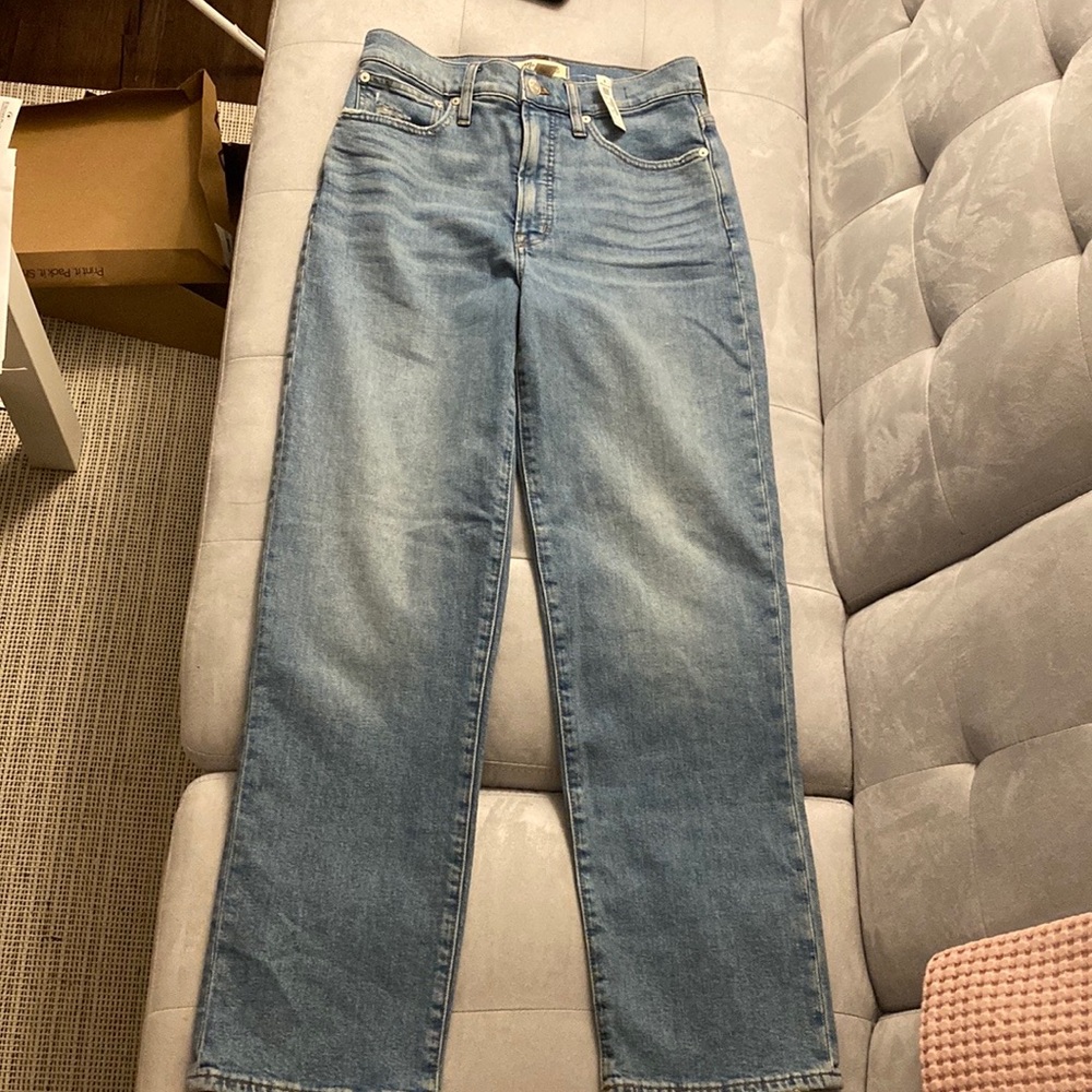 Madewell The Perfect Vintage Straight Jean in Montville Wash, Size 26